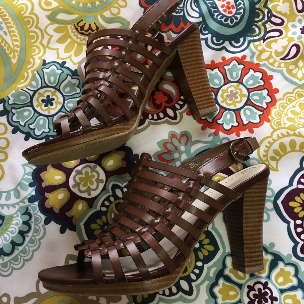 Nickles Strappy Sandals